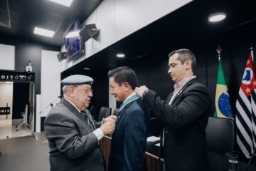 Médico condenado por estupro de vulnerável é homenageado na Assembleia Legislativa de São Paulo