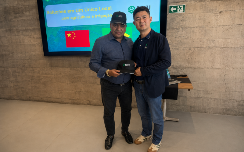Produtor rural Adailton Maturino firma parceria com empresa chinesa para modernizar cultivo de cacau no Brasil